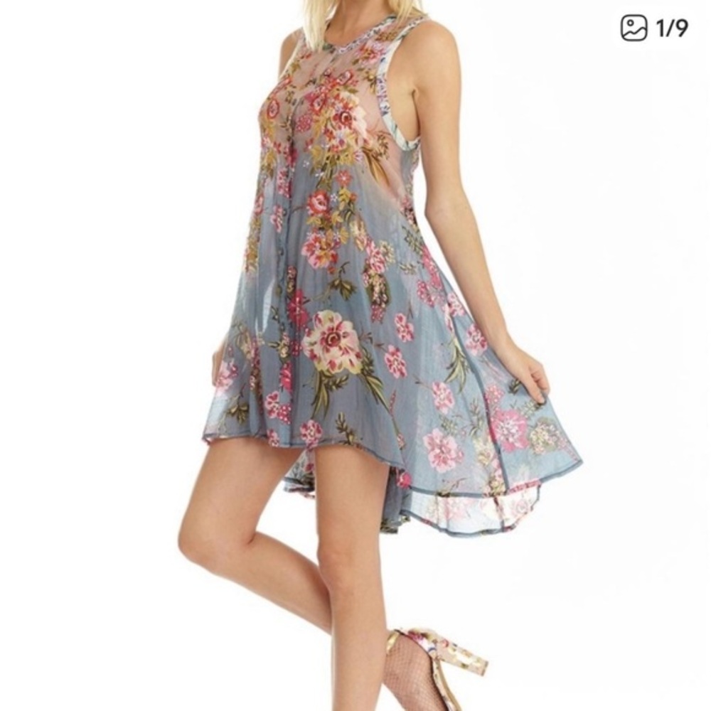 Aratta Floral tunic in Blue and Pink